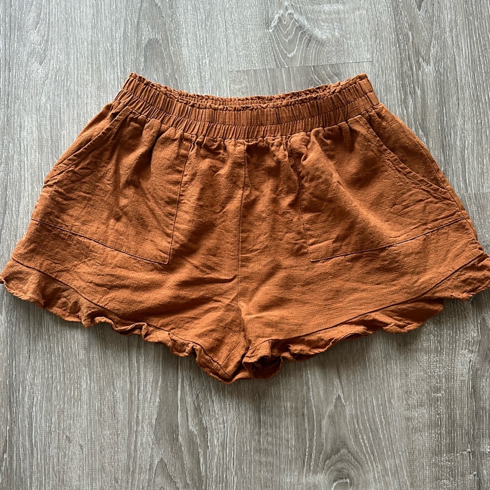 Flowy shorts